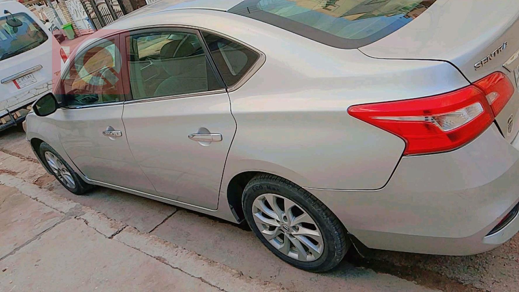 نيسان سنترا